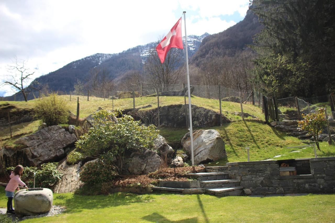 Myverzasca Resort Casa Rossa Brione  Extérieur photo