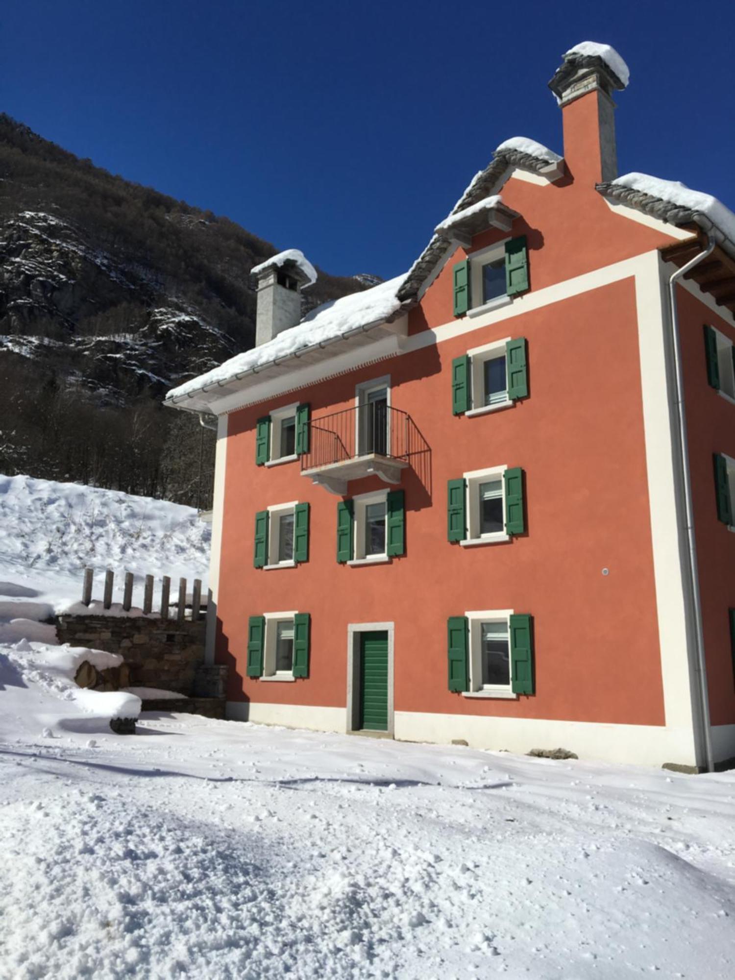 Myverzasca Resort Casa Rossa Brione  Extérieur photo
