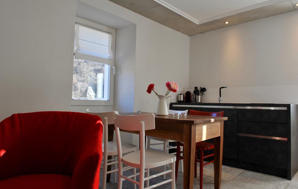 Myverzasca Resort Casa Rossa Brione  Chambre photo