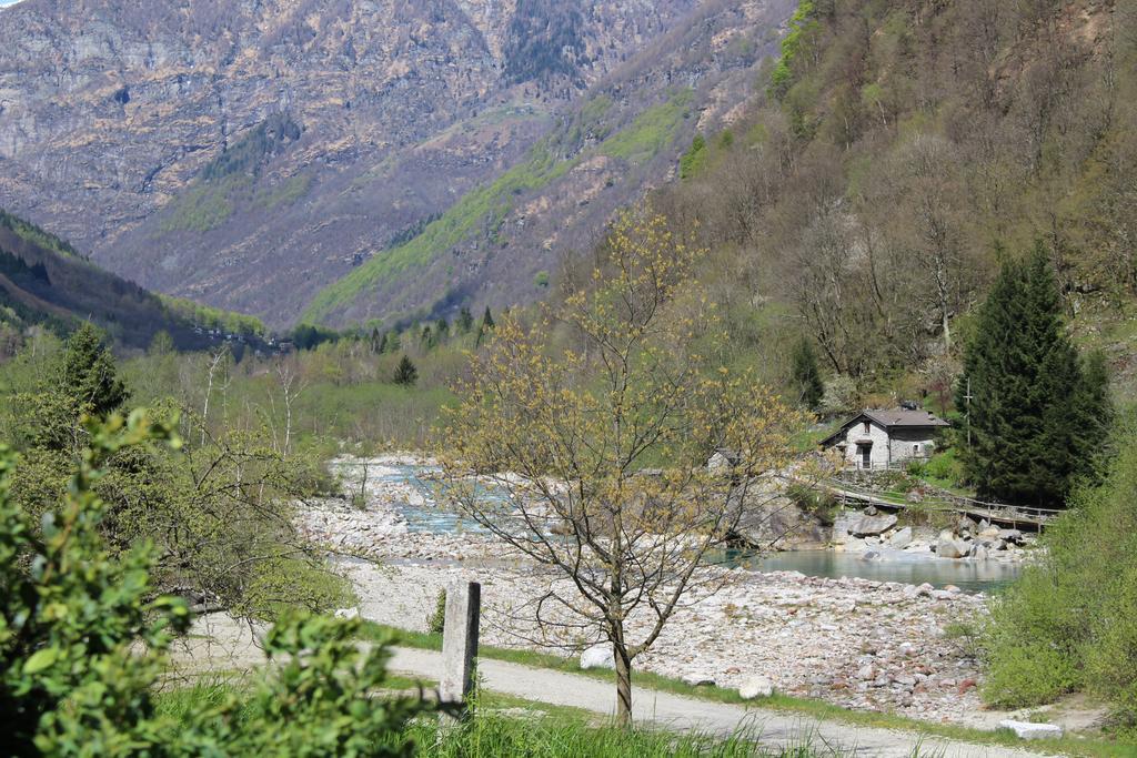 Myverzasca Resort Casa Rossa Brione  Extérieur photo