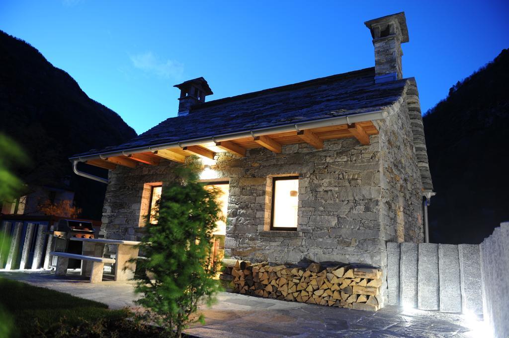 Myverzasca Resort Casa Rossa Brione  Extérieur photo